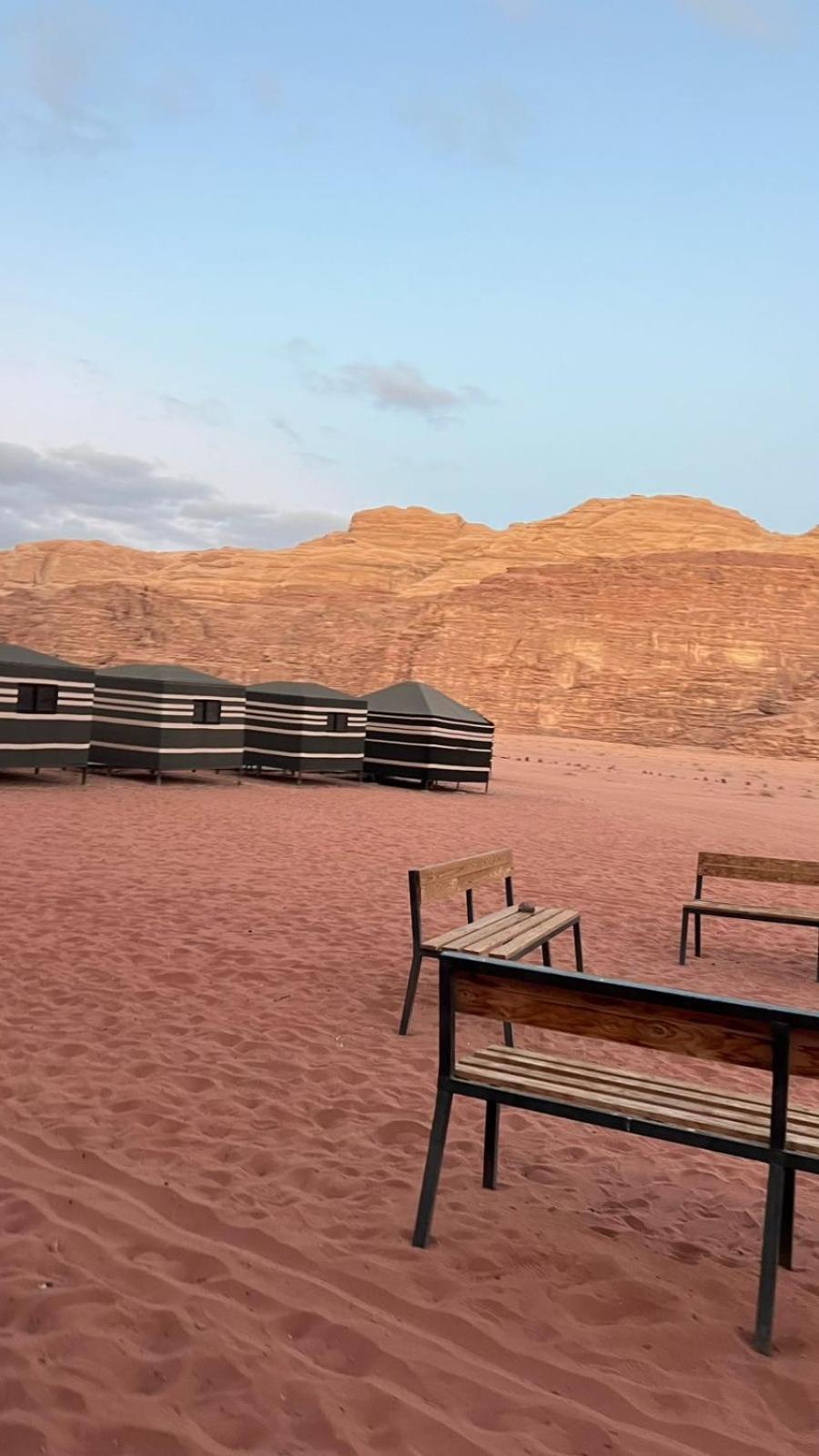 Hotel Magic Milky Way Camp Wadi Rum Esterno foto